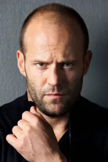 Jason Statham como: Bateman