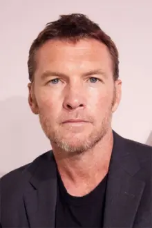 Sam Worthington como: Dennis Huxley