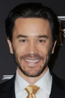 Tom Pelphrey como: Robbie