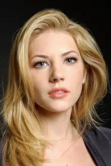 Katheryn Winnick como: Sveta