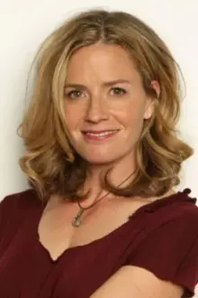 Elisabeth Shue como: Mary Ann Jones