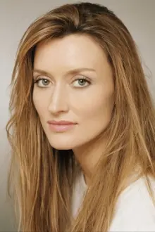 Natascha McElhone como: Olga