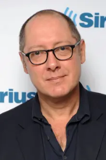 James Spader como: Ronnie Stover