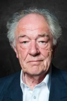 Michael Gambon como: Barreller