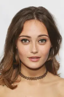 Ella Purnell como: Jinx (voice)