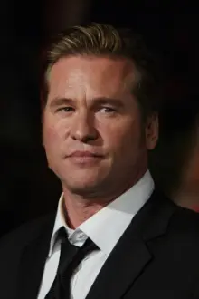 Val Kilmer como: Narrator