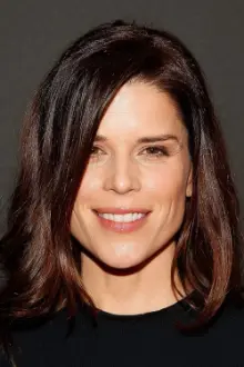 Neve Campbell como: Abi