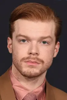 Cameron Monaghan como: Ian Gallagher