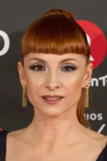 Najwa Nimri como: Eva