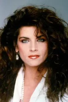 Kirstie Alley como: Suzanne