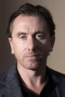 Tim Roth como: Boy Punk