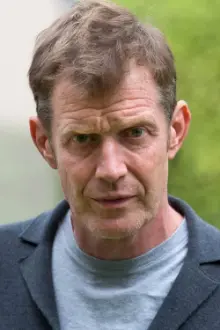 Jason Flemyng como: Jim Bailey