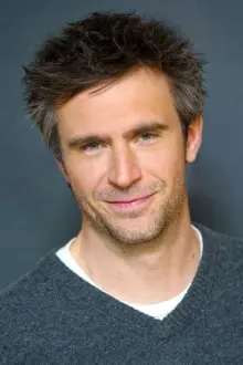 Jack Davenport como: Calib