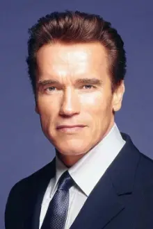 Arnold Schwarzenegger como: Ele mesmo