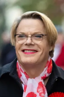 Eddie Izzard como: Eddie Izzard