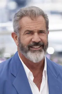 Mel Gibson como: Mitchell Gaines