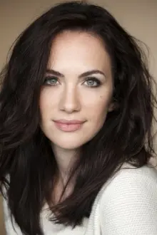 Kate Siegel como: Jess