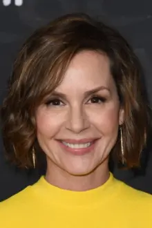 Embeth Davidtz como: Nicola Fuller