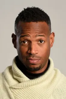 Marlon Wayans como: Martin Banks