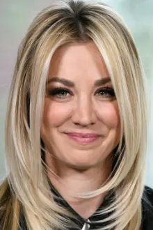 Kaley Cuoco como: 