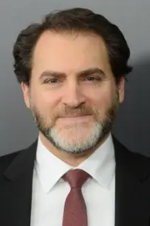 Michael Stuhlbarg como: Agent Halpern