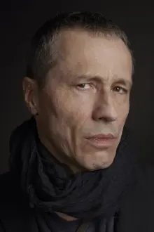 Michael Wincott como: Frankie McGregor