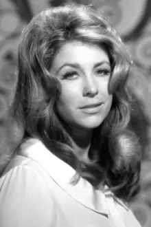 Michele Carey como: Bernice