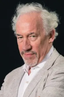 Simon Callow como: Napoleon