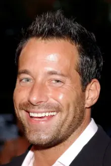 Johnny Messner como: 