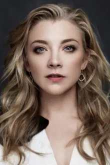 Natalie Dormer como: Edie Hansen