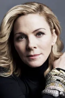 Kim Cattrall como: Dee (voice)