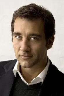 Clive Owen como: Paul