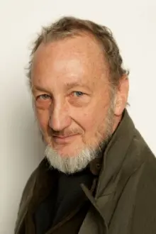 Robert Englund como: 