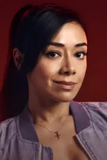 Aimee Garcia como: Gloria