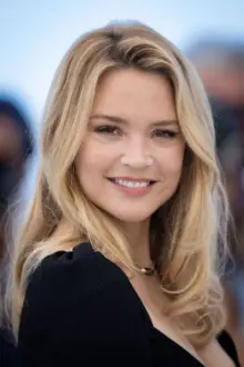 Virginie Efira como: Vickie