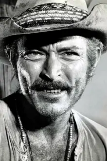 Lee Van Cleef como: Tony Romano