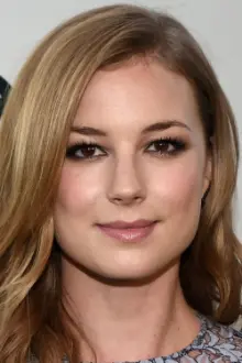 Emily VanCamp como: Emily Price