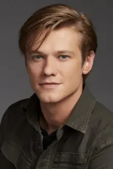 Lucas Till como: Garret Van Ness