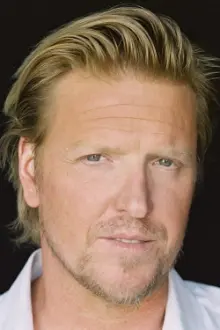 Jake Busey como: President of the United States