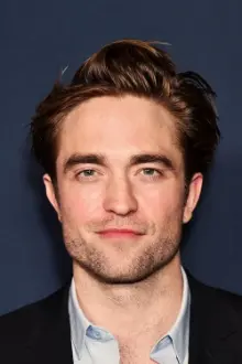 Robert Pattinson como: Jerome Fontana