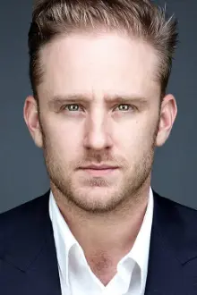 Ben Foster como: Josh McCall