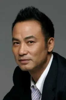 Simon Yam como: Tsui Chin-Tung
