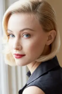 Sarah Gadon como: Celeste Mercier