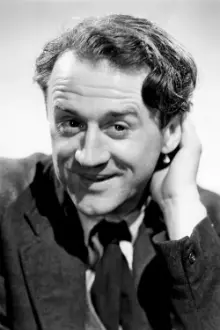 Cyril Cusack como: Khadir