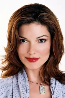 Laura Harring como: Catalina