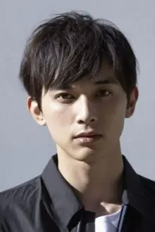 Ryo Yoshizawa como: Shun Kaidō