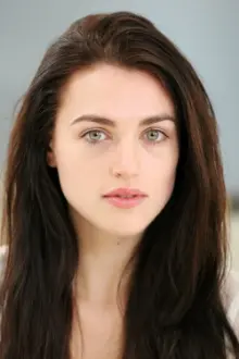 Katie McGrath como: Mrs. Wentworth