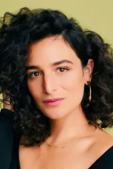 Jenny Slate como: Miss Nanny (voice)