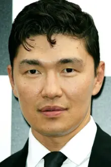 Rick Yune como: Kazuo Miyamoto