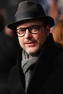 Matthew Vaughn como: Self - Director